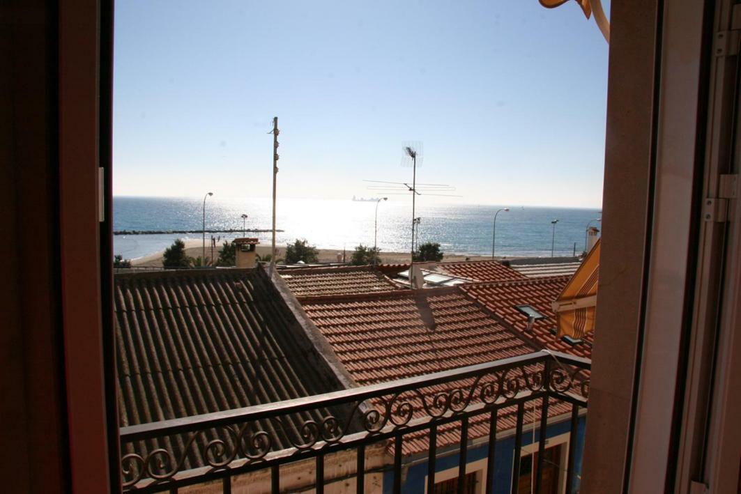 The Place To Be Alicante Exteriör bild